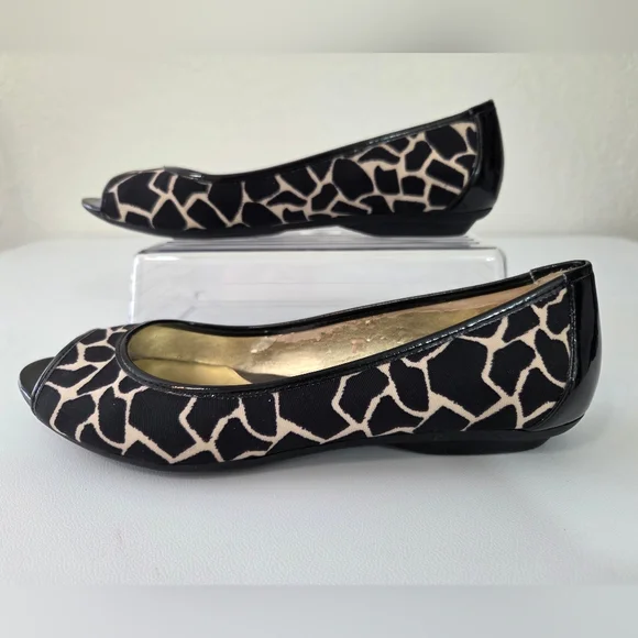 Bandalino Giraffe Print Peep-Toe Flats - Picture 5 of 11